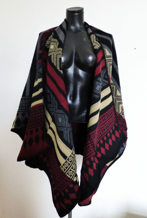 Poncho Noir Réversible – Image 2