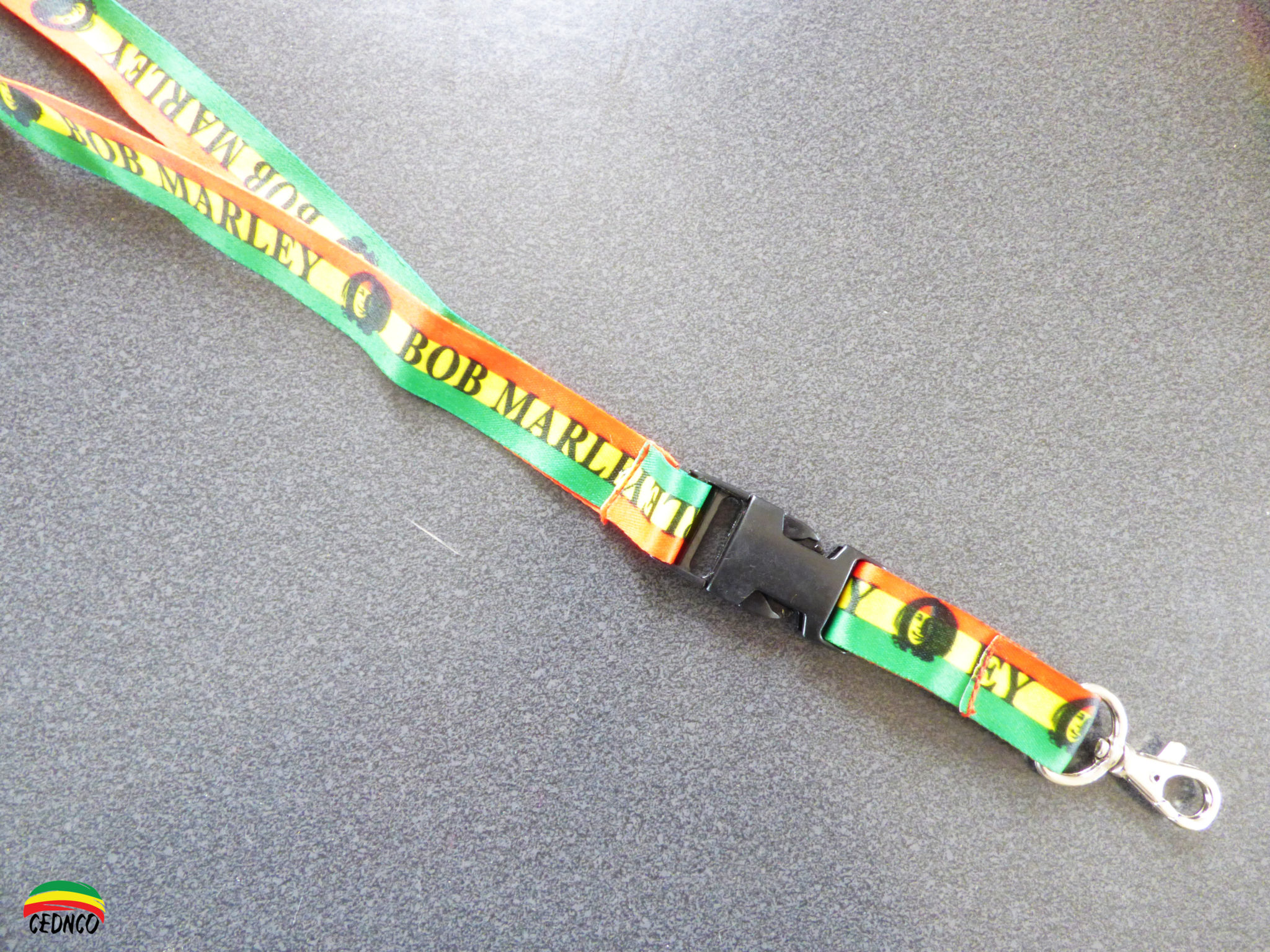 Porte Clé Tour de cou Bob – CED'N CO